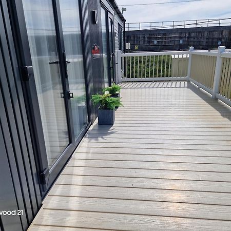 Beachwood 21 Camber Екстериор снимка